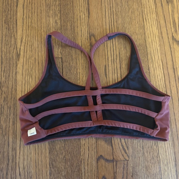 Vuori Other - Vuori Yosemite Sports Bra, Brick Red Maroon, Size Large